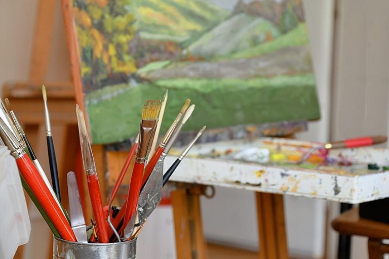 How Long Does Oil Paint Take to Dry Your Complete Guide