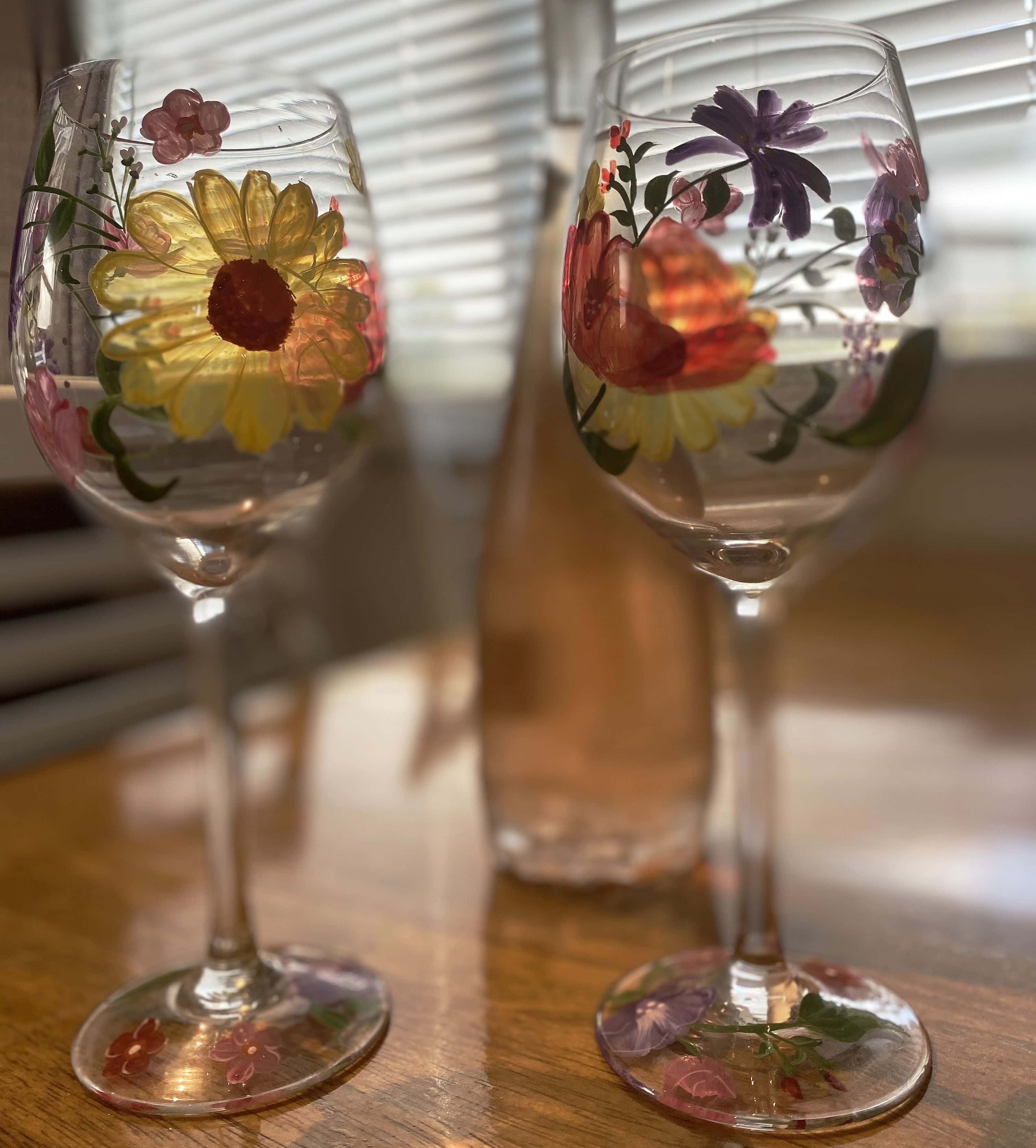 painting wine glasses
