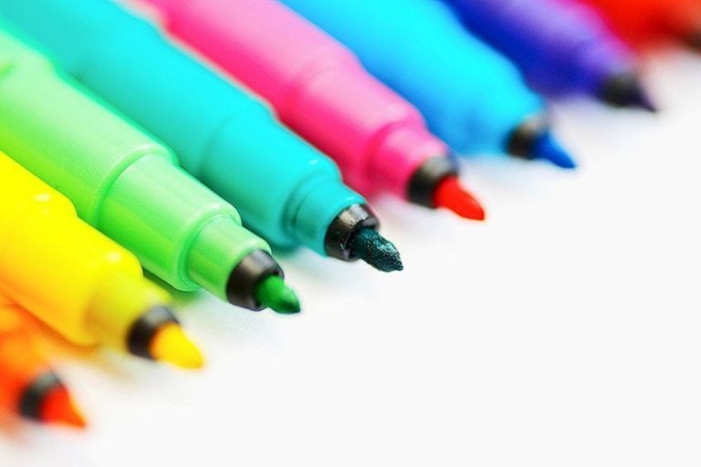 Best Paint Pens for Wood Your Easy Guide for How to Write on Wood