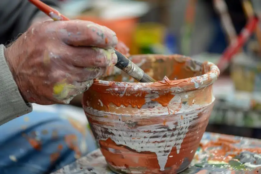 How to Paint Terracotta Pots by Hand